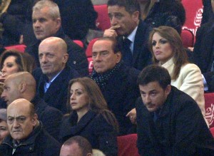 Santanche e Sallusti, Berlusconi con la Pascale
