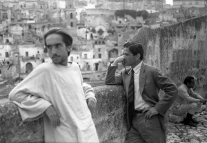 Pier Paolo Pasolini a Matera durante le riprese del Vangelo secondo Matteo