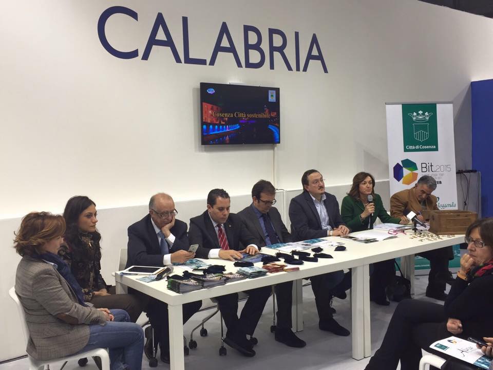 Lo stand del comune di Cosenza alla Bit di Milano - re alarico himmler