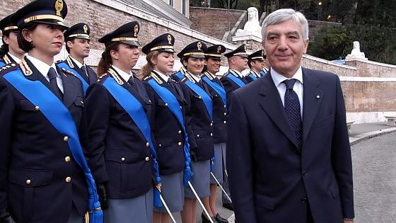 L'ex capo della Polizia Gianni De Gennaro