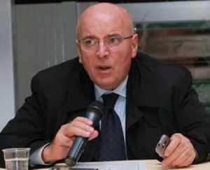 Il governatore della Regione Calabria Mario Oliverio