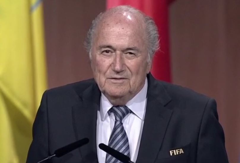 Sepp Blatter durante il suo discorso dopo la vittoria del quinto mandato