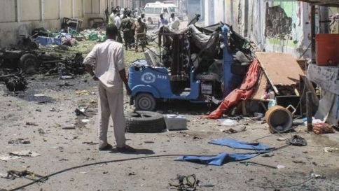 Attacco kamikaze di al-Shabaabin Somalia