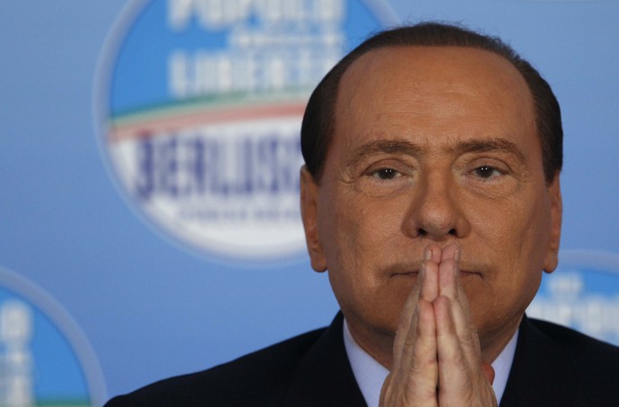 Immigrati, Silvio Berlusconi: "Siamo invasi, serve esercito. Ma governo dov'è?"