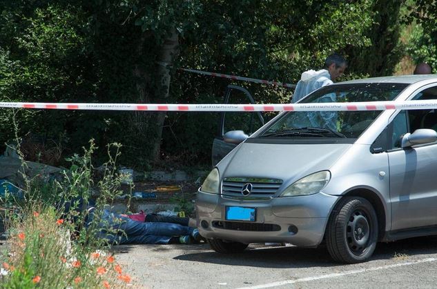 omicidio suicidio a vitinia Massimo di giovanni uccide Claudia Ferrari