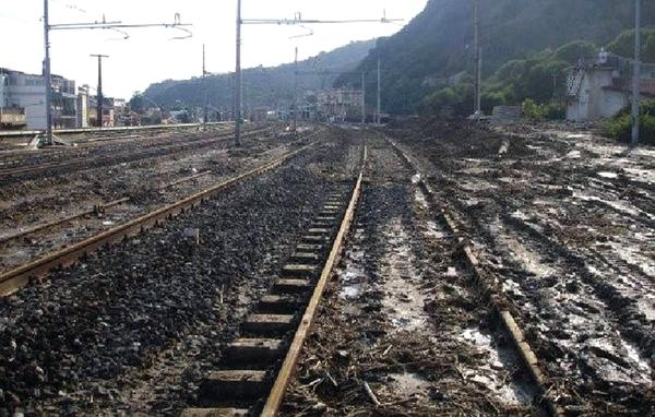 Nubifragio in Costa Azzurra, Linee ferroviarie inagibili (Unitalsi/Twitter)