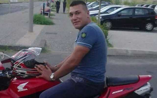 Cosenza, fiamme all'auto dei parenti di Antonio Taranto