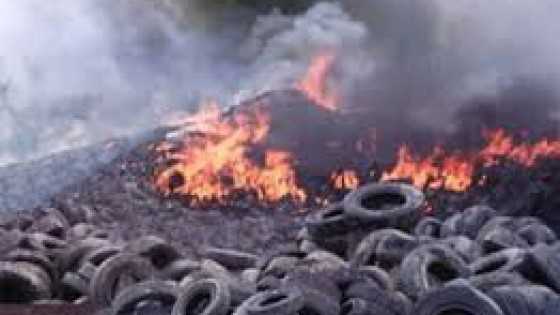 Bruciavano rifiuti pericolosi, 4 arresti a Lamezia Terme