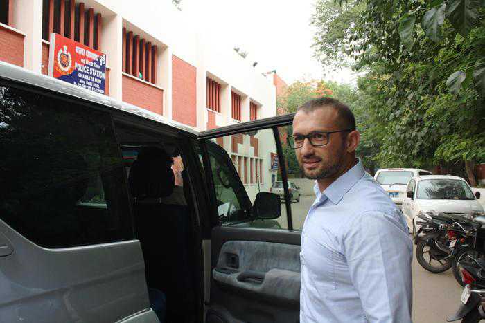 Marò: Salvatore Girone in Italia durante l'arbitrato