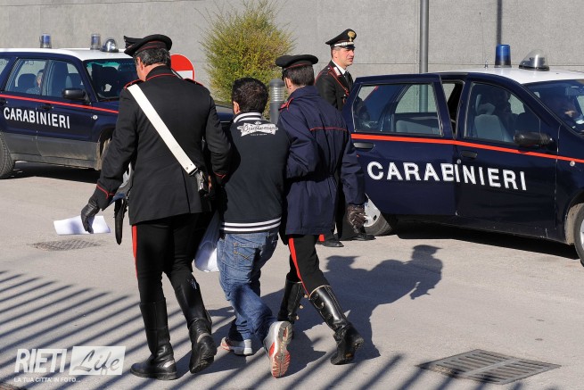 Rapina a San Pietro a Maida, arrestati i presunti autori