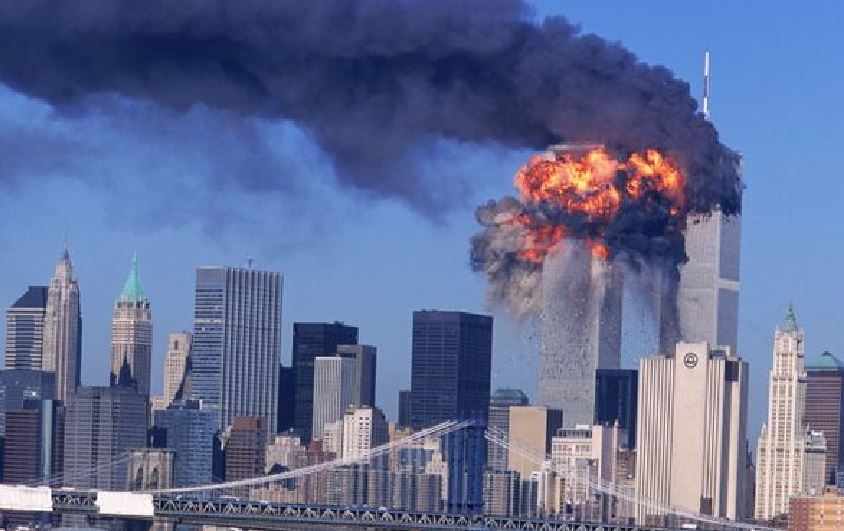 L'attacco alle Torri gemelle a New York l'11 settembre 2001