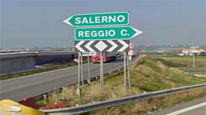 Renzi: "La Salerno Reggio Calabria sarà pronta il 22 dicembre"