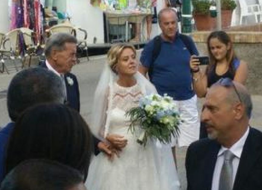 Il ministro della Salute Beatrice Lorenzin sposa a CapriIl ministro della Salute Beatrice Lorenzin sposa a Capri
