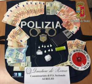 Roma, Polizia scopre "Internet point" usato per spaccio di cocaina