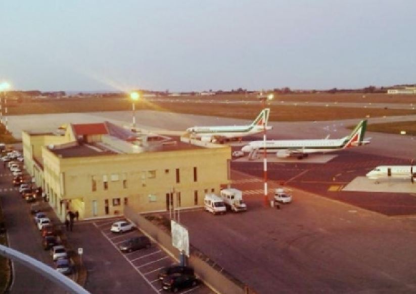 aeroporto di Crotone 