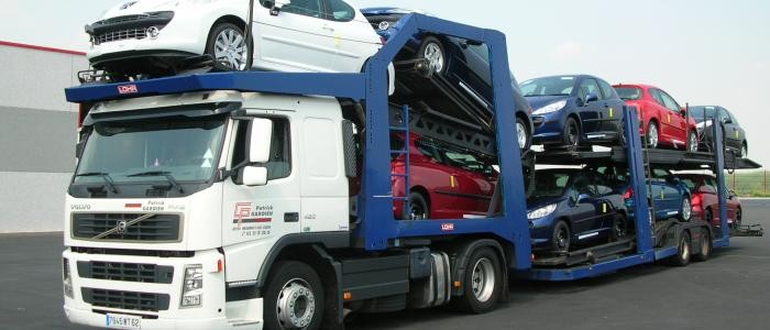 Catanzaro, due chili di cocaina trovati dalla Polstrada in auto su bisarca