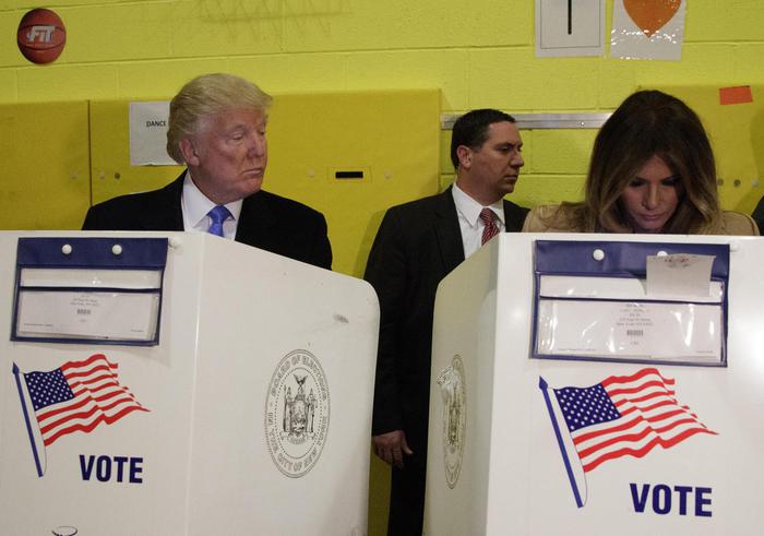 Donald e Melania Trump al seggio