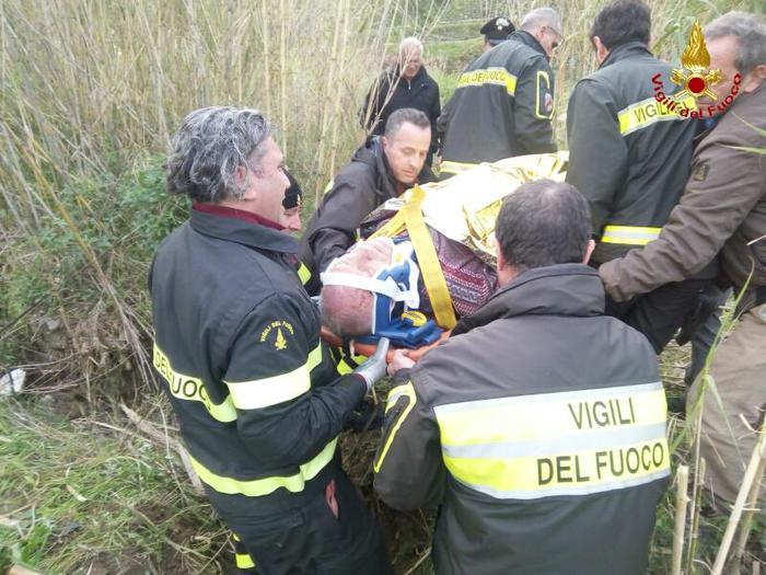 Vigili del fuoco ritrovano anziano disperso in località Santa Trada di Villa San Giovanni