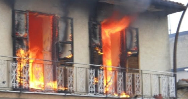 Incendio in una casa di Fabrizia (Vibo), famiglia in salvo 