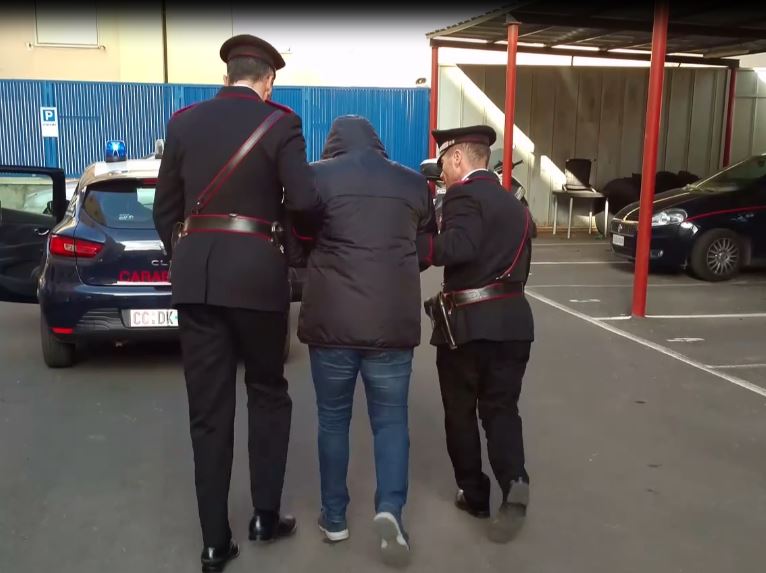Arresto carabinieri