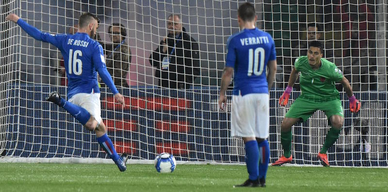Il primo goal su rigore di De Rossi in Italia Albania 