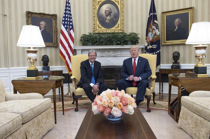 Gentiloni con Trump alla Casa Bianca