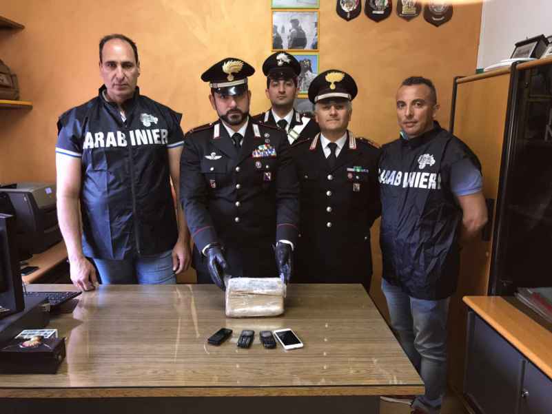 carabinieri roggiano san marco argentano cocaina