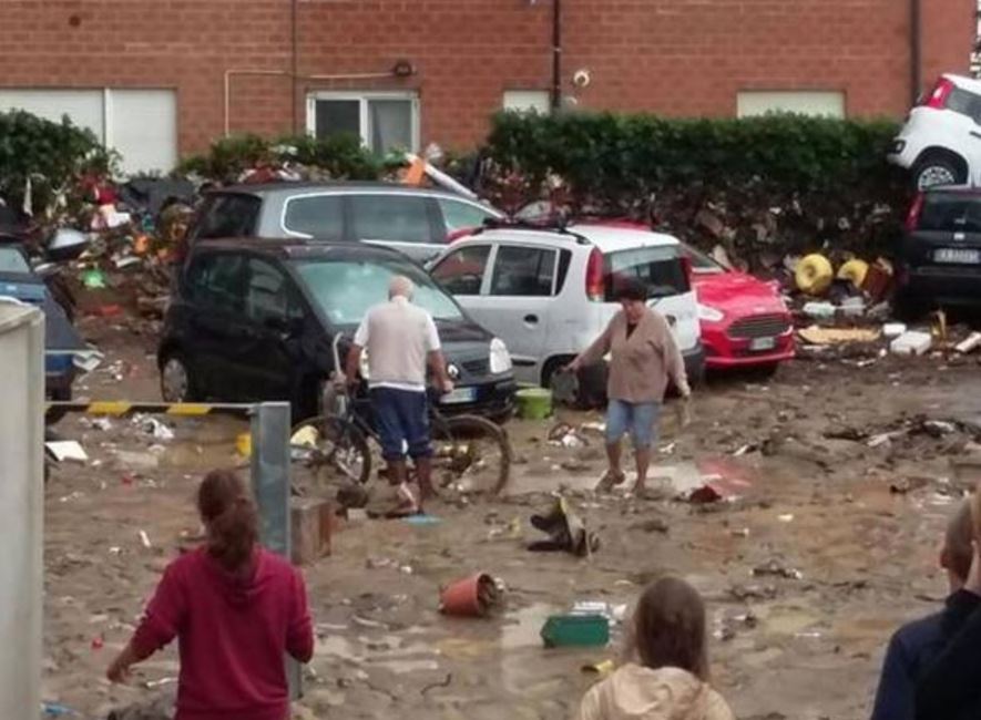foto sindaco maltempo Livorno