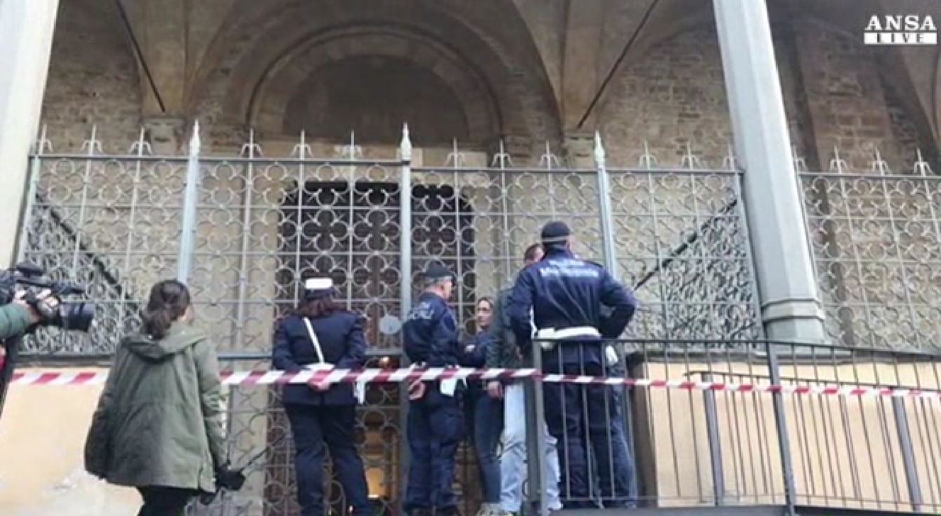 Capitello Firenze muore turista