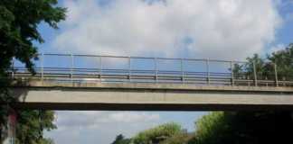 Incidente con suicidio sull'A1: due morti