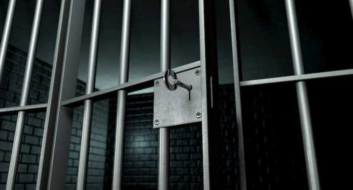 carcere REGGIO CALABRIA Armi e minacce. Condanna definitiva. Arrestato Francesco Navella