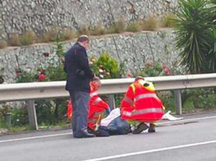Luogo incidente moto Amantea, sbanda con la moto. Muore Andrea Bruno pizzaiolo 35enne