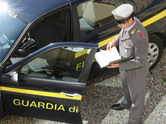 Trani, frode e contrabbando di gasolio. 27 misure cautelari
