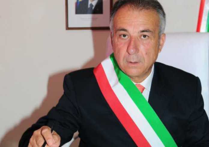Tommaso Laporta sindaco di Botricello_ intimidazione a sindaco Botricello Tommaso Laporta