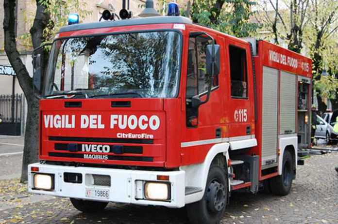 vigili de fuoco Crolla solaio a Monteleone di Orvieto. Muore un 60enne