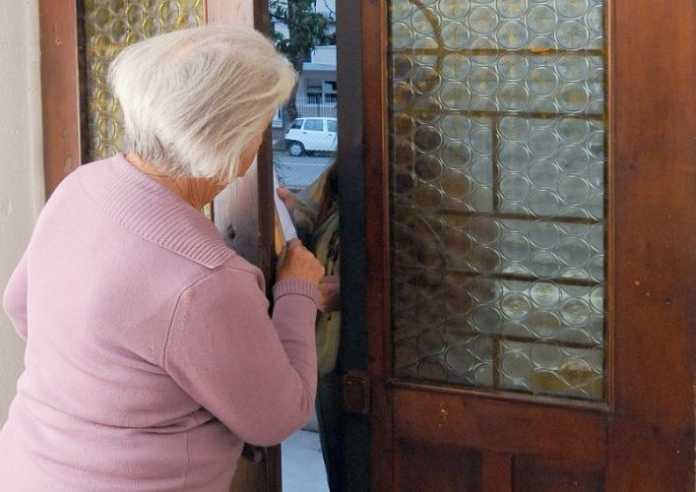 finti-carabinieri-anziani Arrestati finti carabinieri per truffe ad anziani