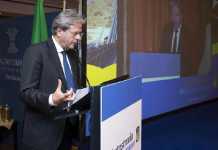 Il presidente del Consiglio Paolo Gentiloni alla cerimonia di consegna dell'Autostrada Salerno Reggio Calabria