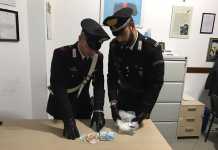 I Carabinieri di S. Ilario dello Ionio con il denaro e la droga sequestrati