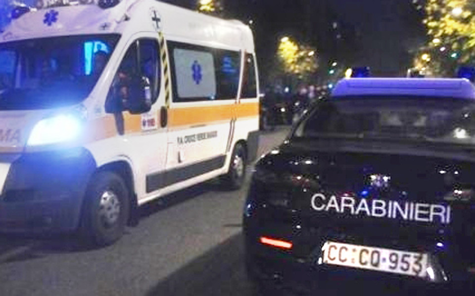 carabinieri-ambulanza-1.jpg (960×599)