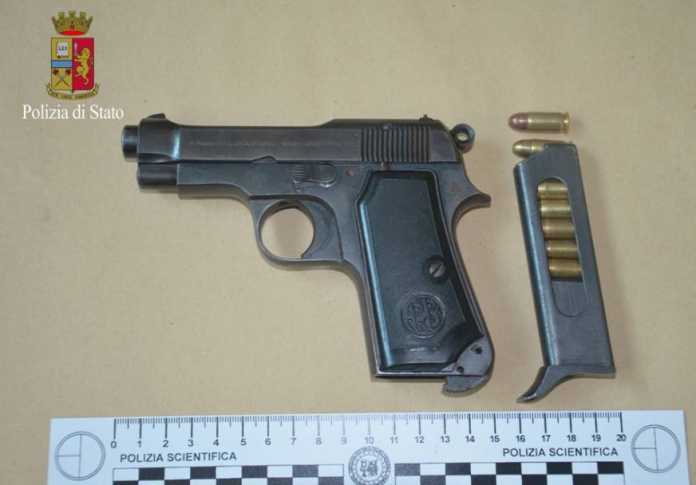 pistola armi munizioni polizia pistola armi munizioni polizia