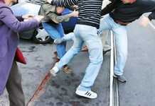 Partecipa a rissa e, sbronzo, aggredisce i carabinieri. Arrestato lite rissa