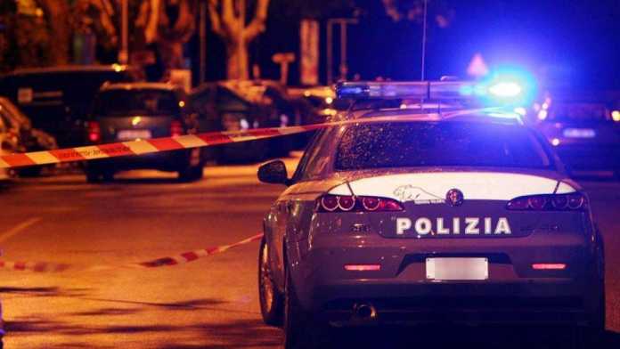Polizia notte omicidio Polizia notte omicidio