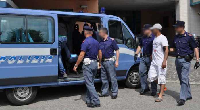 espulsione polizia