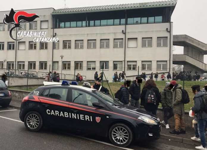 assenteismo a scuola catanzaro assenteismo a scuola catanzaro