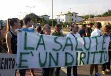 “Per la ex Legnochimica #DecidiamoNoi” #DecidiamoNoi Protesta per bonifica Legnochimica