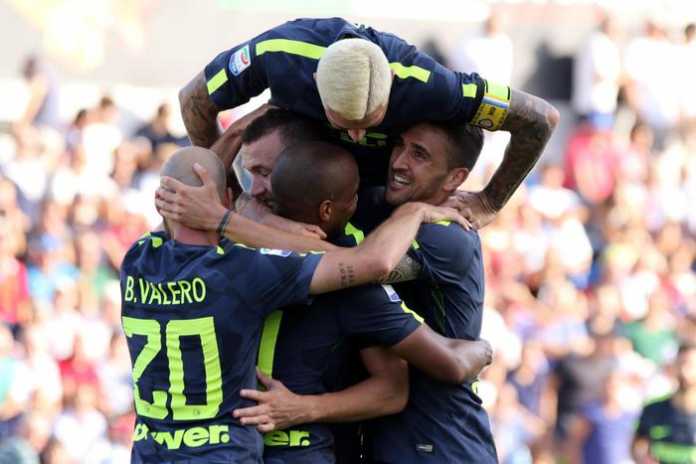 Serie A; Crotone - Inter 0-2 I calciatori dell'Inter esultano