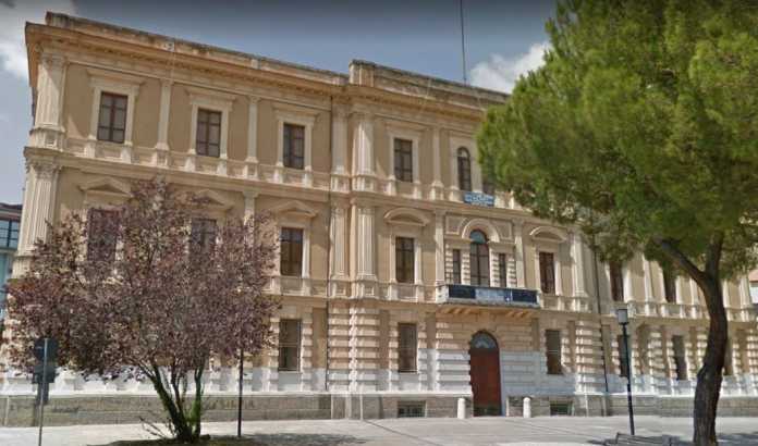 La scuola media "GB Vico" di piazza Cappello a Cosenza