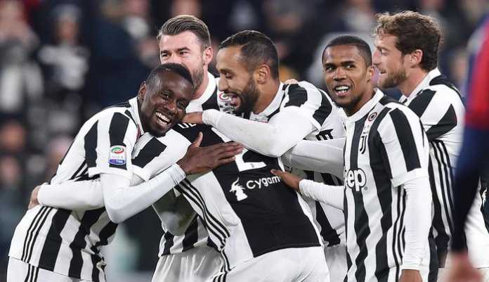Soccer: Serie A; Juventus-Crotone I bianconeri esultano al secondo gol contro il Crotone