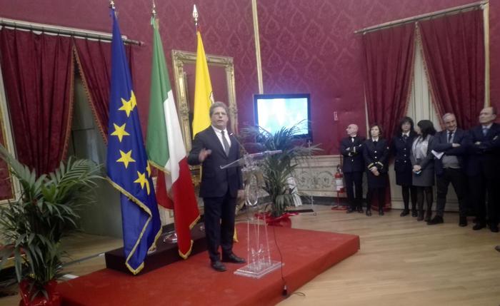 Gianfranco Miccichè durante il suo discorso davanti ai deputati dell'Ars.