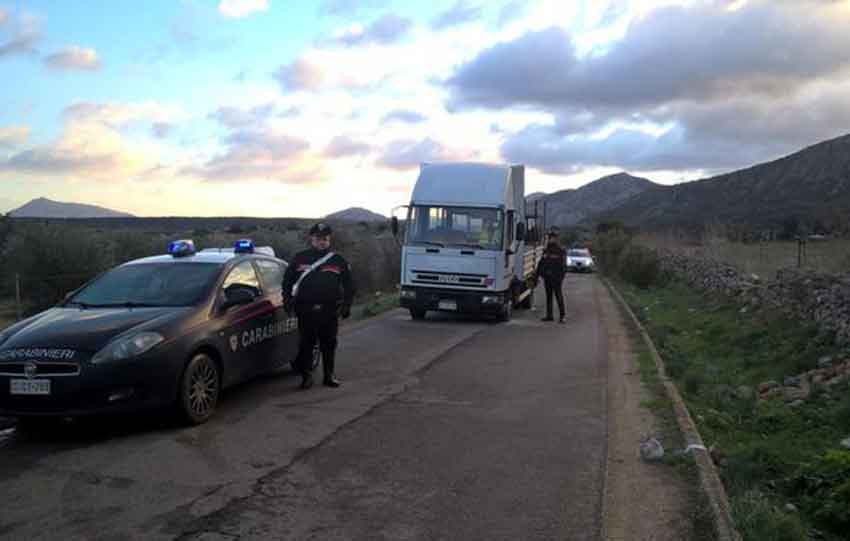 Preparano colpo ma sono intercettati, sparatoria con militari a Nuoro